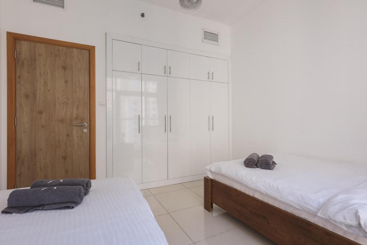 Enticing Space With Marina View Near The Beach! Dubai Bagian luar foto