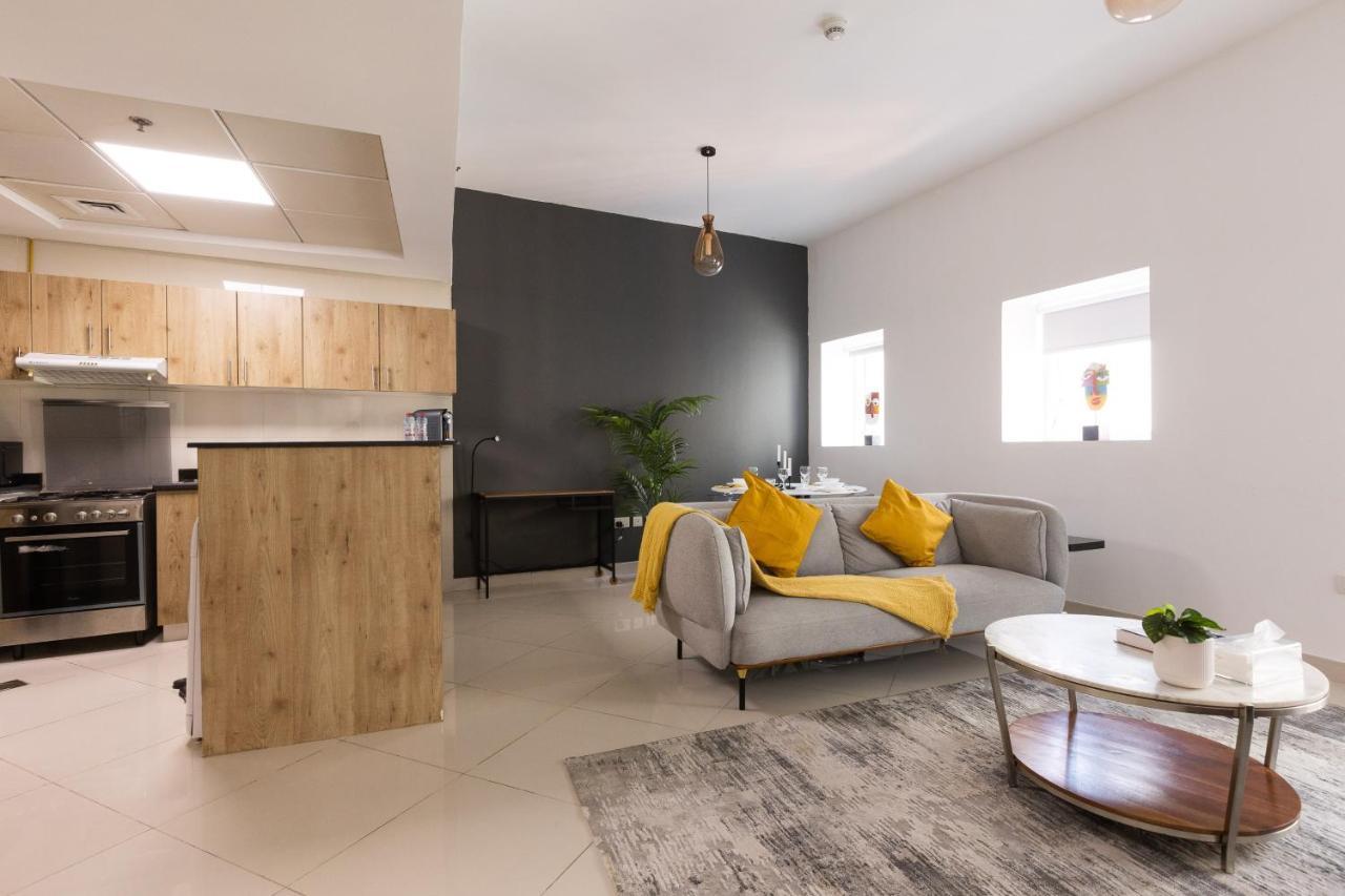 Enticing Space With Marina View Near The Beach! Dubai Bagian luar foto